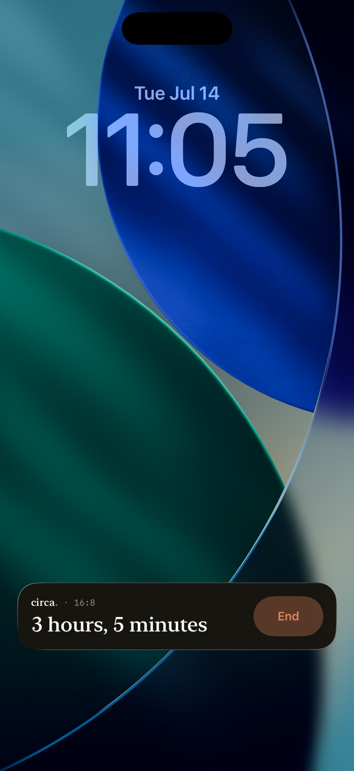 iPhone lock screen with the Circa Live Activity: 16:8 fast, 3 hours 5 minutes elapsed, and an End button